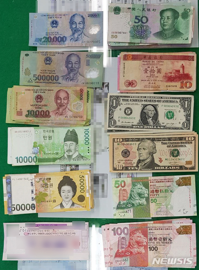 【부산=뉴시스】 분실 지갑 안에 들어있던 1억4998만원짜리 자기앞수표 1장과 현금 270만원 상당. 2019.03.22. (사진=부산경찰청 제공)photo@newsis.com