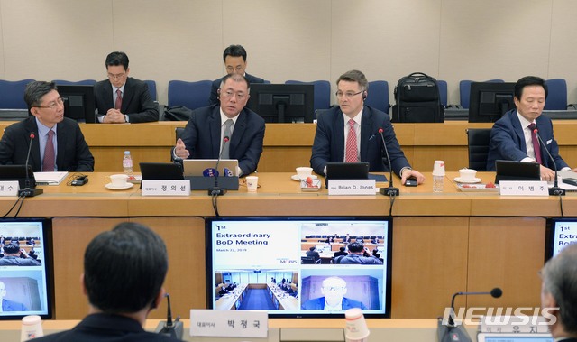 현대모비스 사내이사 된 정의선...화상연결 이사회 주도