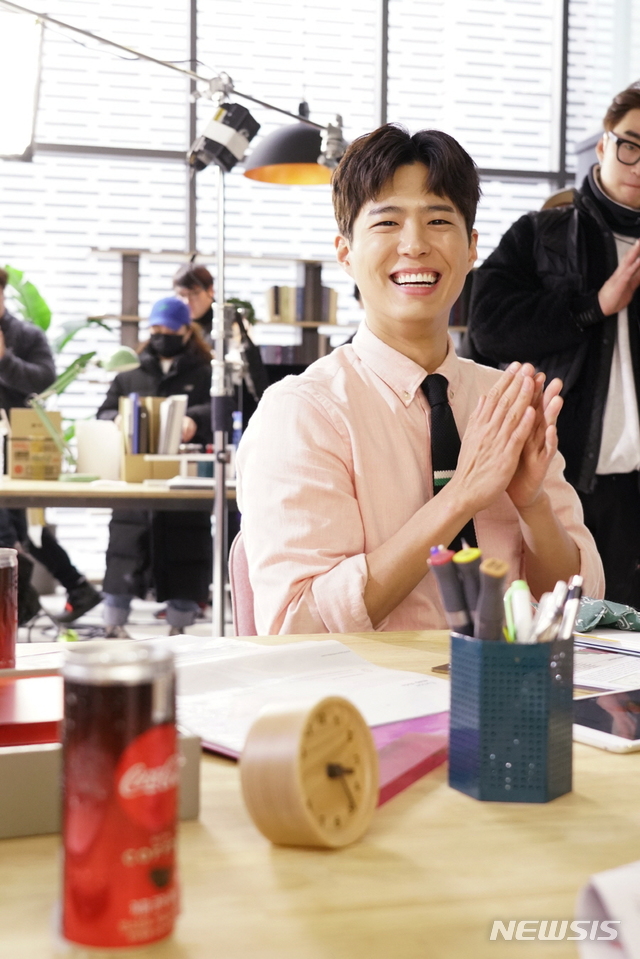 【서울=뉴시스】배우 박보검 '커피 코카-콜라' 