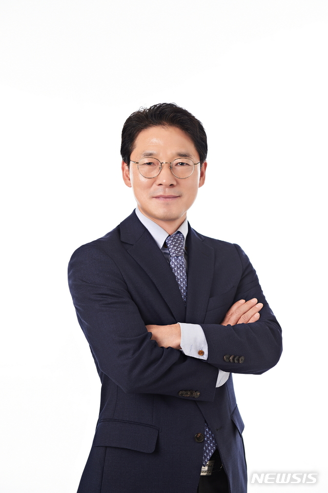 【서울=뉴시스】골프존뉴딘홀딩스 최덕형 대표이사. 2019.3.22(사진=골프존뉴딘홀딩스 제공) photo@newsis.com