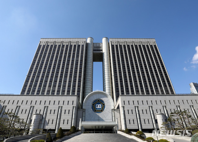 사법농단 재판부, '국정농단' 선고만 기다린다…왜?