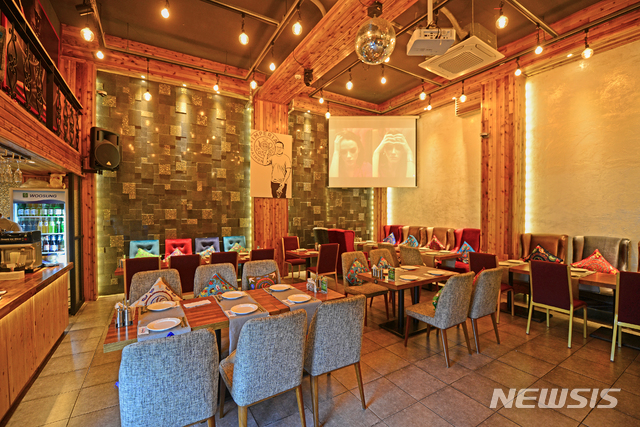 안산다문화마을특구, 러시아식으로 꾸민 레스토랑 