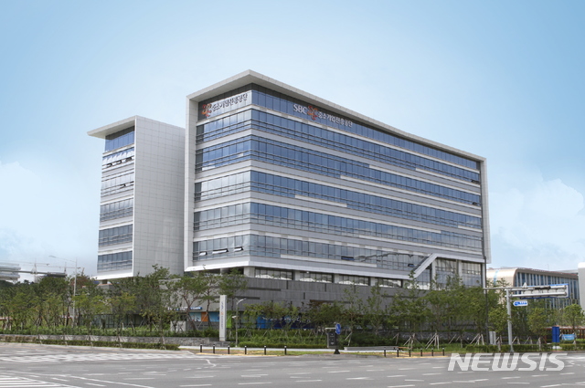 【진주=뉴시스】정경규 기자 = 경남 진주 중소벤처기업진흥공단 전경.