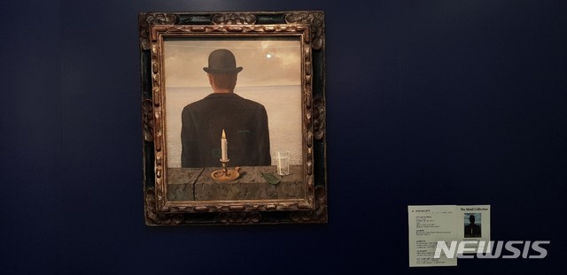 【홍콩=뉴시스】 박현주 미술전문기자 = 29일 오후 4시부터(홍콩 현지시간)홍콩 센트럴 완차이 에이치퀸스의 서울옥션 상설관에서 열린 서울옥션 홍콩경매에서 한화 약 72억 4700만원에 낙찰된 르네 마그리트의 1953년작 '세이렌의 노래'. 