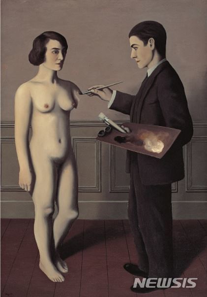 【서울=뉴시스】 르네 마그리트 <불가능한 것에 대한 시도>, 1928년 Framed reproduction© 2017 Charly Herscovici c/o SABAM