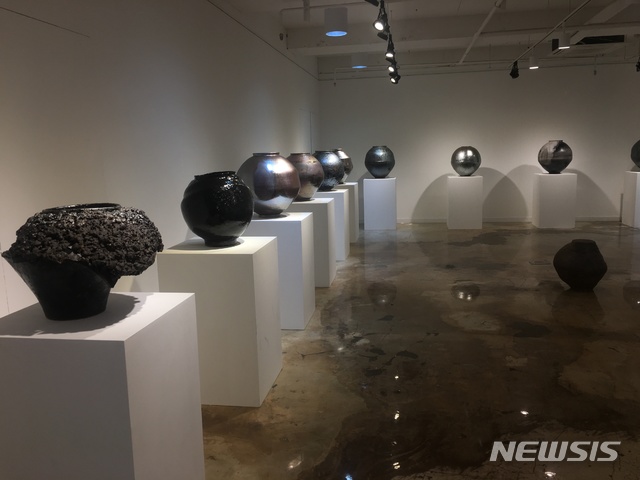 【서울=뉴시스】2018 KCDF 공예디자인 공모전시 (김시영작가)