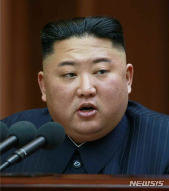 【서울=뉴시스】북한 김정은 국무위원회 위원장이 12일 조선민주주의인민공화국 최고인민회의 제14기 제1차회의에서 한 시정연설을 했다며 13일 노동신문이 보도했다. 2019.04.13. (출처=노동신문)&nbsp; photo@newsis.com