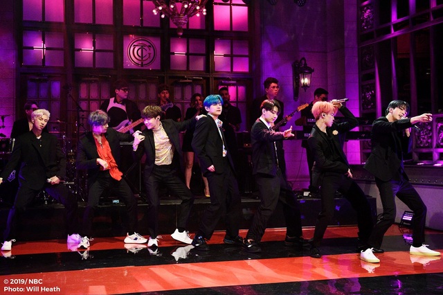 방탄소년단 'SNL' 중 '작은 것들을 위한 시' 무대 ©미국 NBC·Will Heath