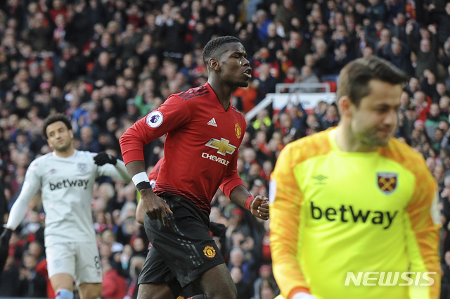 【맨체스터(영국)=AP/뉴시스】폴 포그바가 14일 웨스트햄과 EPL 34라운드서 골을 넣은 후 기뻐하고 있다.