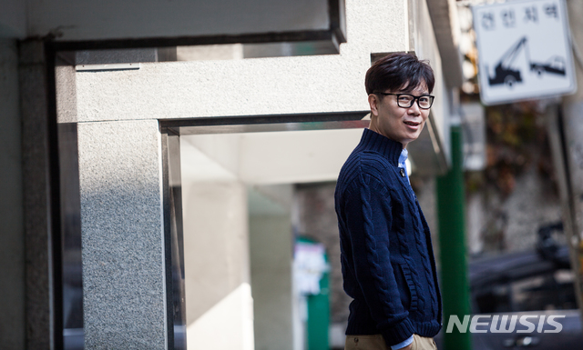 [인터뷰]김영하 "일상을 여행할 힘을 얻기 위해 여행한다"