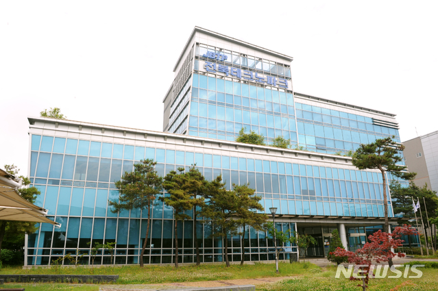 2019년 전라북도 성장사다리 IR 라운지 우수기업 선발 - 뉴스 썸네일 이미지
