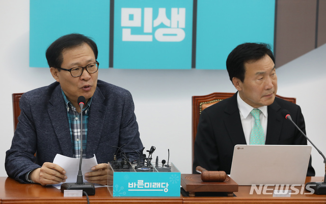 【서울=뉴시스】고승민 기자 = 바른미래당 최고위원회의에서 문병호 신임 최고위원이 발언하고 있다. 2019.05.03.kkssmm99@newsis.com