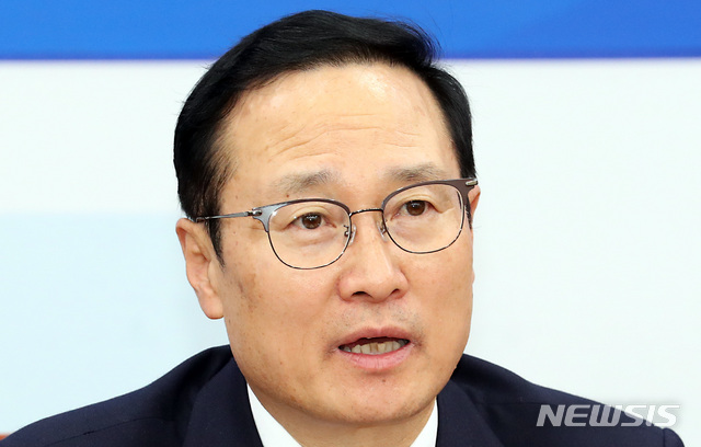 【서울=뉴시스】이종철 기자 = 민주당 홍영표 전 원내대표. 2019.05.07. jc4321@newsis.com