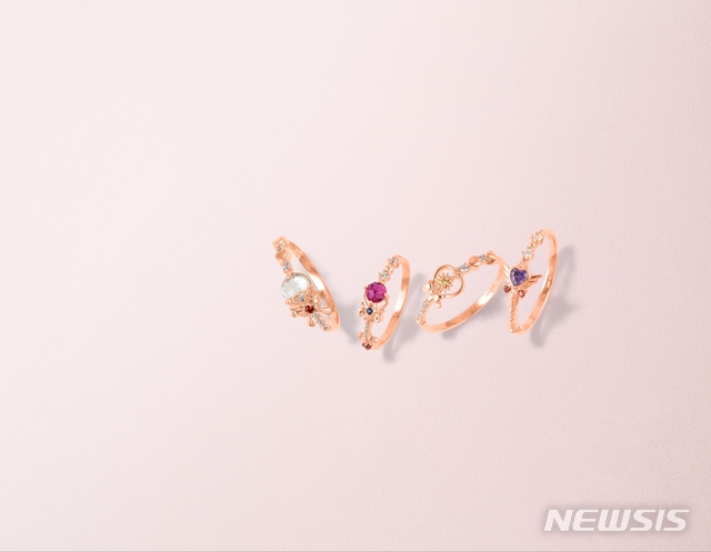 【서울=뉴시스】이월드 '클루'와 '웨딩피치' 컬래버레이션 반지