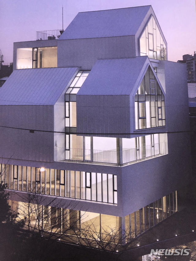 【서울=뉴시스】 2015년 7회 대상_청담마치래빗. 2019.05.09. (사진=강남구 제공)