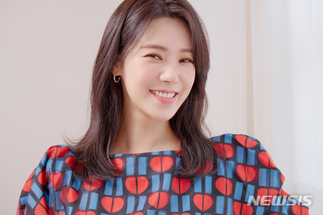 [인터뷰]박수아 "진지해지고파, 애프터스쿨 리지와 달리"