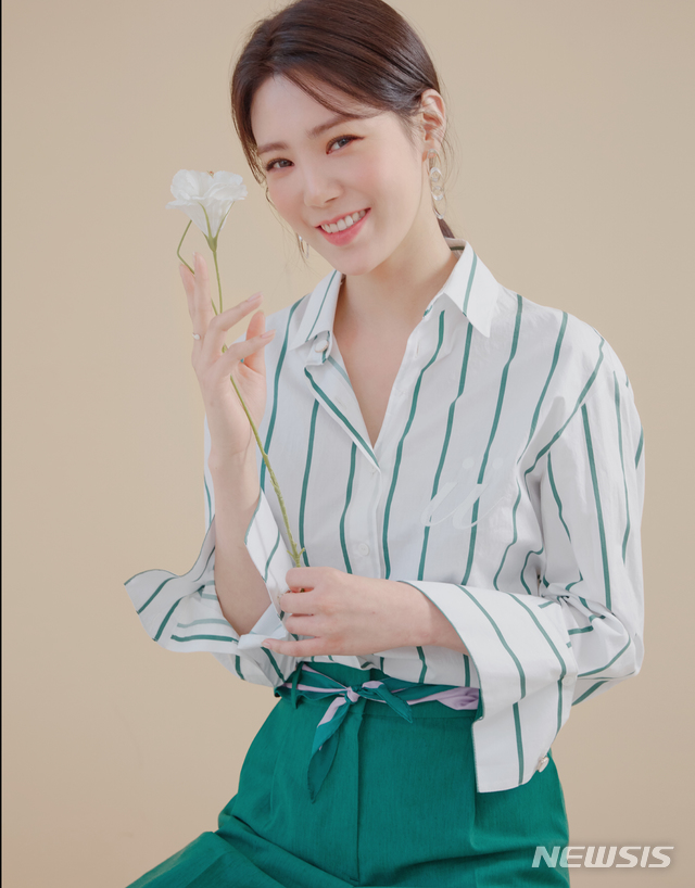 [인터뷰]박수아 "진지해지고파, 애프터스쿨 리지와 달리"