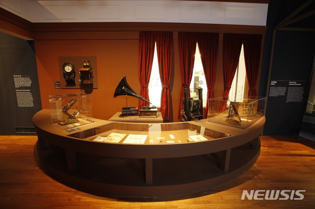 특별전 '메이드 Made 인人 인천' 전시장