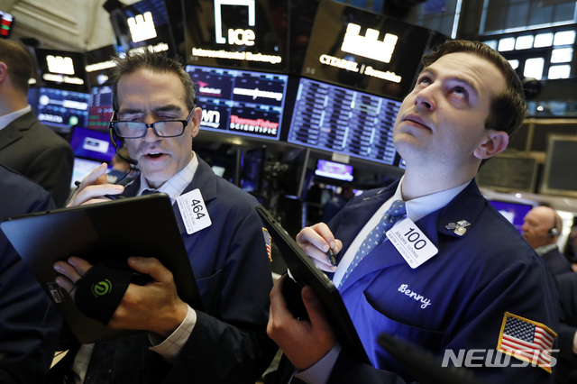 미·중 무역전쟁 종료 빨라지나?…증시 소폭 상승, 다우 0.37%↑