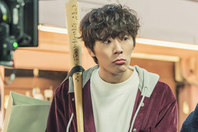 신현수
