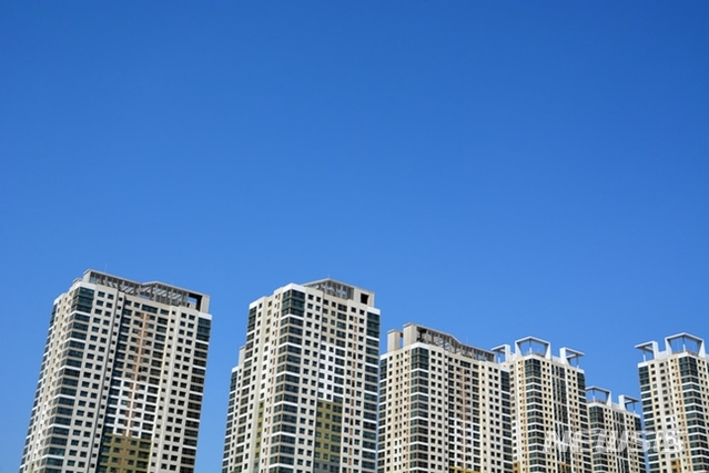 【진주=뉴시스】정경규 기자 = 아파트 단지(자료사진).