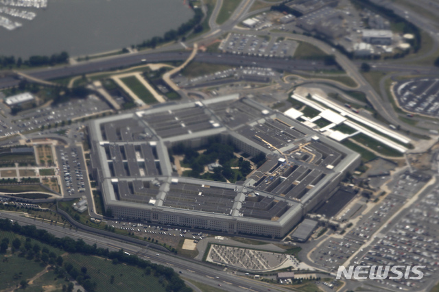 【워싱턴=AP/뉴시스】사진은 지난 2011년 6월3일 촬영한 미 국방부 청사 펜타곤의 모습이다. 2019.08.02