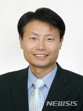 【서울=뉴시스】박진희 기자 = 김강립 보건복지부 차관. 2019.05.23. (사진=청와대 제공) photo@newsis.com