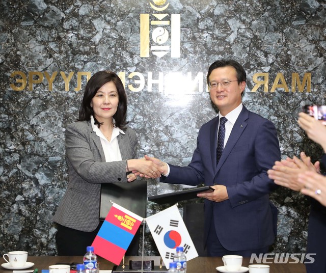 【서울=뉴시스】 영등포-몽골 의료관광 협약. 2019.05.27. (사진=영등포구 제공)