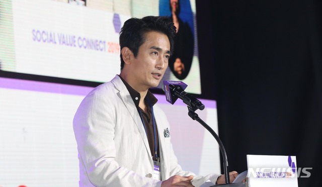 차인표 "구입한 아파트, 조 전 장관의 조카 관련 일 몰랐다"