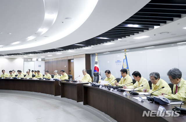 【서울=뉴시스】박진희 기자 = 문재인 대통령이 29일 오전 국가위기관리센터에서 열린 2019년 을지태극 국가안전보장회의(NSC) 회의를 주재하고 있다. 2019.05.29. (사진=청와대 제공) photo@newsis.com