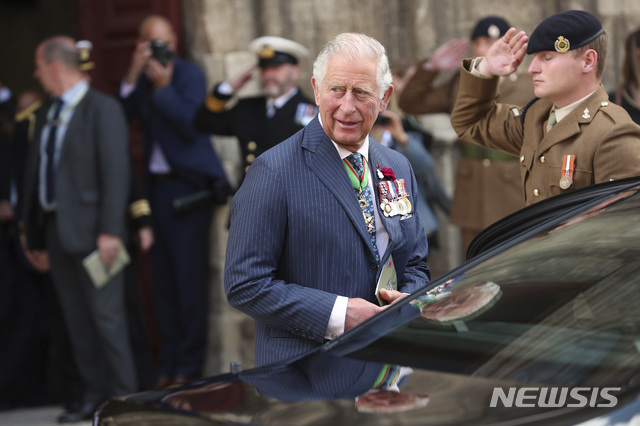 【베이유=AP/뉴시스】찰스 왕세자. 2019.8.13.