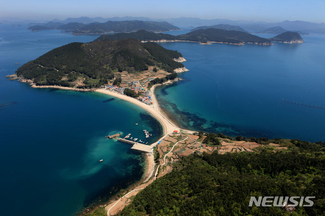 【창원=뉴시스】경남 통영 비진도.2019.06.09.(사진=경남도청 제공)