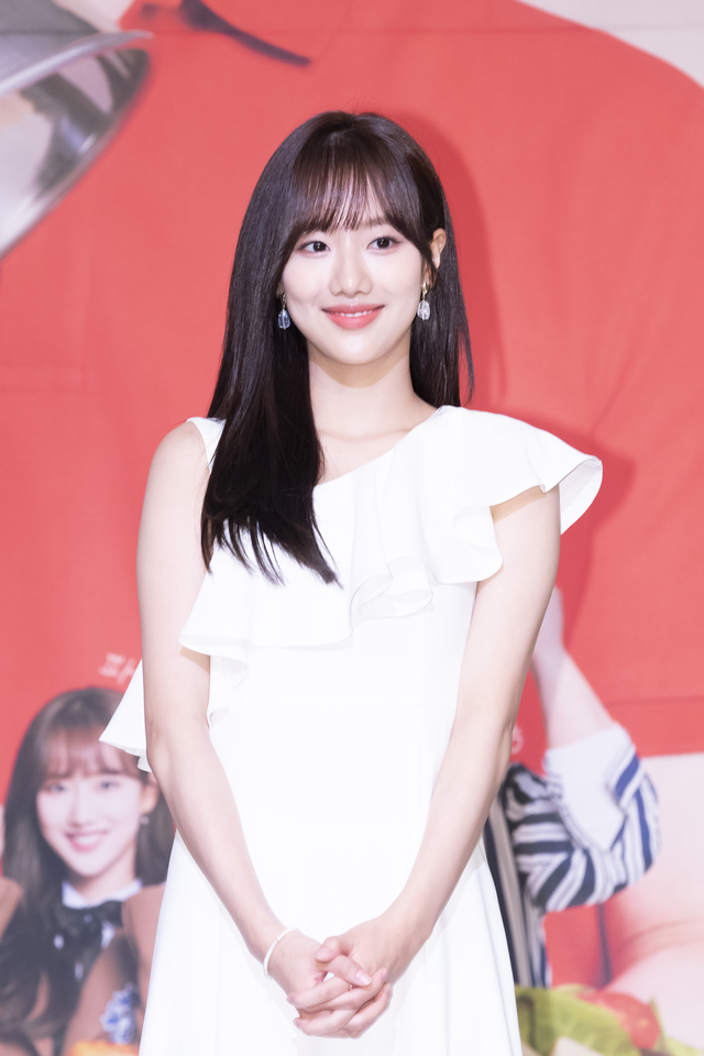 이나은