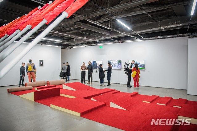 【서울=뉴시스】런던 델피나 단체전(사진_Kii Studios, Delfina Foundation)