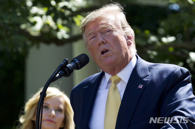 【워싱턴=AP/뉴시스】도널드 트럼프 미국 대통령이 지난 14일 백악관 로즈가든에서 연설하고 있다. 2019.06.16.