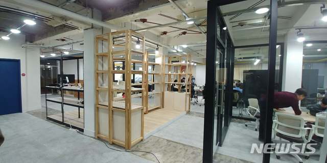 【서울=뉴시스】 AI를 활용한 메이커교육이 이루어질 영등포고 메이커스페이스 사진. 2019.06.18. (사진=동작구 제공)