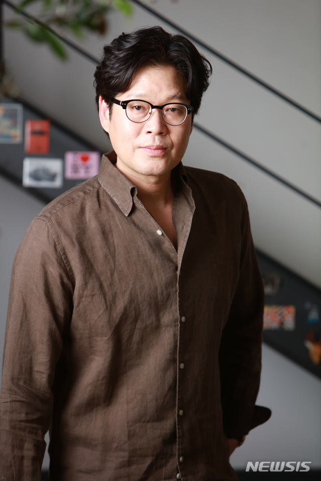 [인터뷰]유재명 "배우, 유명하고픈 본능적 욕구만으로는 안된다"