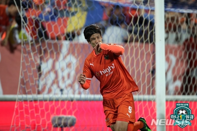 정조국 강원FC, 한국프로축구연맹