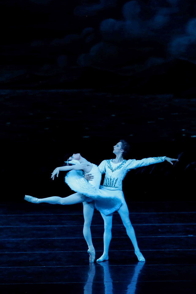 '백조의 호수' 프랑스 공연