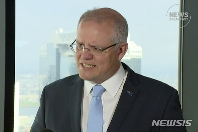 【오사카=AP/뉴시스】 28일 일본 오사카에서 열리고 있는 주요 20개국(G20) 정상회의에 참석한 스콧 모리슨 호주 총리는 북한에 유학 중인 호주인 알렉 시글리의 실종문제에 대해 세계 정상들의 공조를 약속받았다고 밝혔다. 사진은 이날 오사카에서 관련 내용을 발언 중인 모리슨 총리. 2019.06.28.