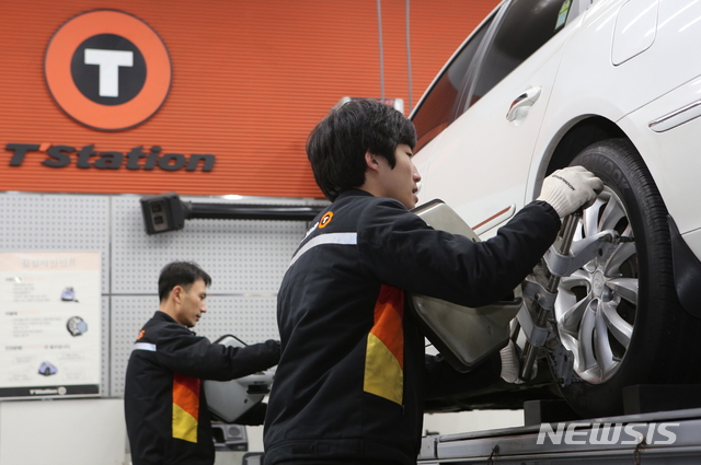 폭우·폭염 잦은 여름…안전운전 위한 타이어관리법은?