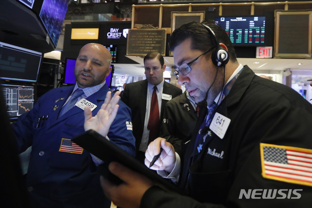 美증시, 이틀연속 최고 갱신…S&P 500, 사상최초 3천선 돌파