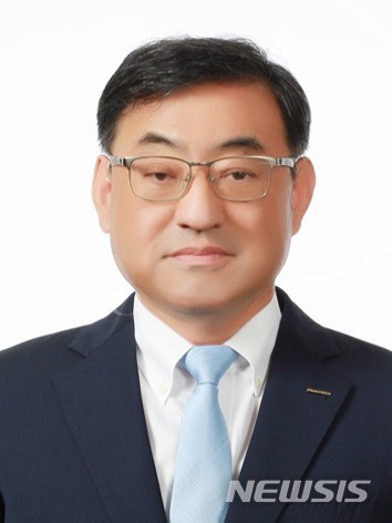 사진은 김무환 포스텍 총장.