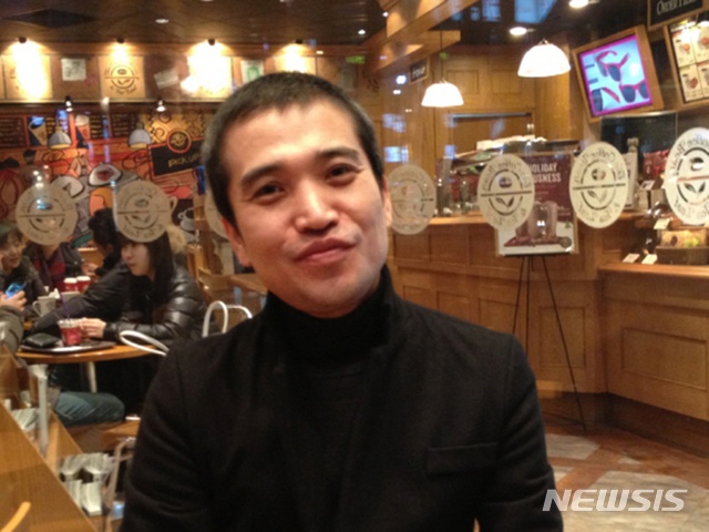 【서울=뉴시스】시인 황병승. 2019.07.24. (사진=문학과지성사 제공)