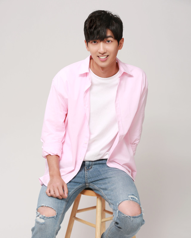 [인터뷰]정모 "'복면가왕' 풍차가 저인줄 알고 지인들도 놀라"