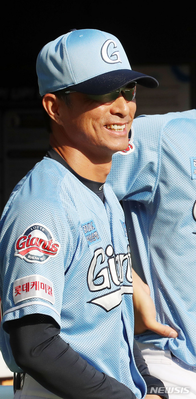 롯데 공필성 감독