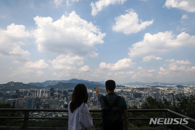 전국 구름많고 낮 더위 계속…내륙 안개 주의