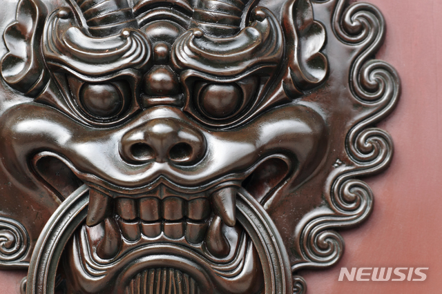 [원추 오늘의운세]용띠, 자기 사람에게 정 주세요