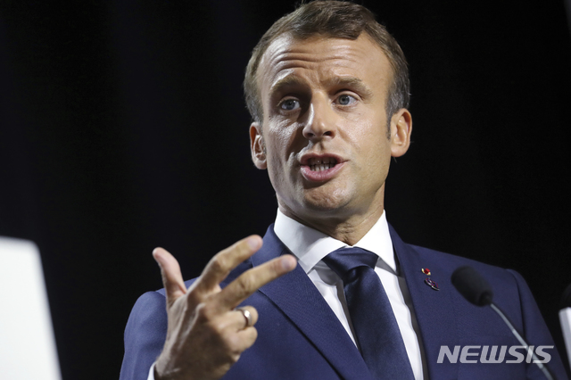 佛 마크롱, A매치 국가 실수로 알바니아에 사과