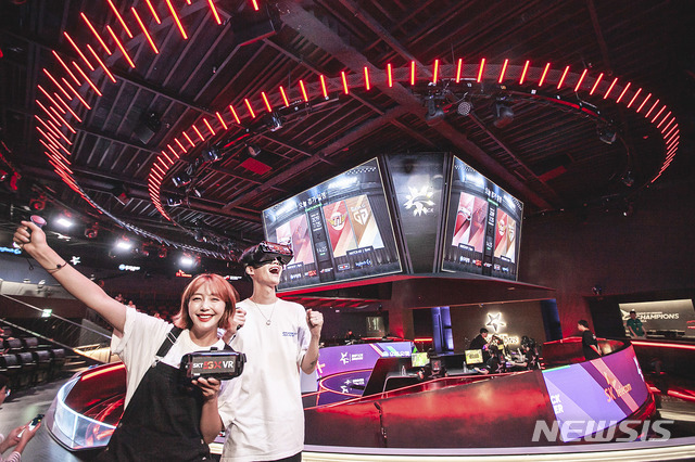 SK텔레콤, 오는 31일 LCK 결승전 VR로 생중계